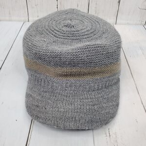 Chaos Women's One Size Knit Newspaper Boy Hat Cap Fleece Lined Grey GUC Warm